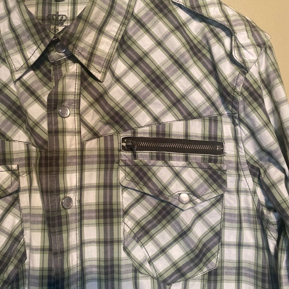 Guess long sleeved snap button down plaid shirt 2/15$ - Picture 2 of 16